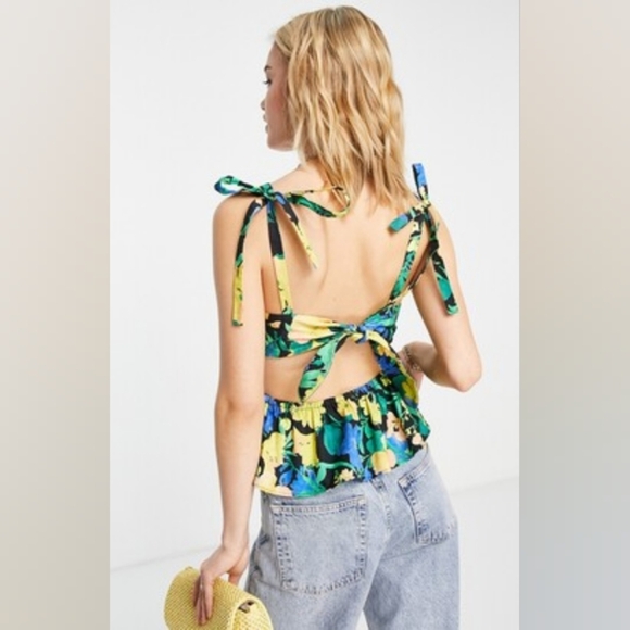 💛Topshop Tropical Floral Cutout Peplum Camisole. Size 8 - Picture 9 of 16